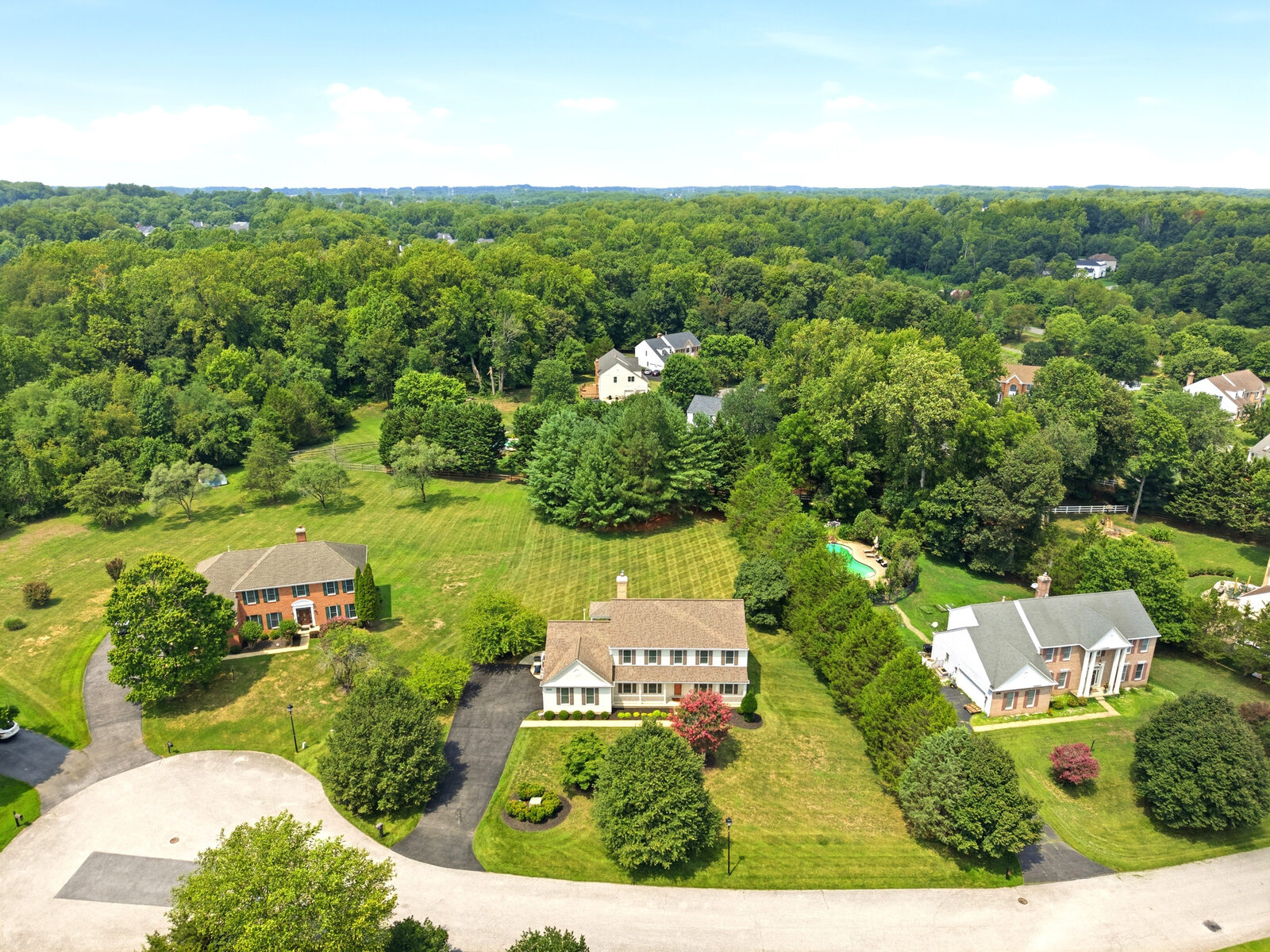 Aerial view of the Mount Oak Manor neighborhood in Bowie